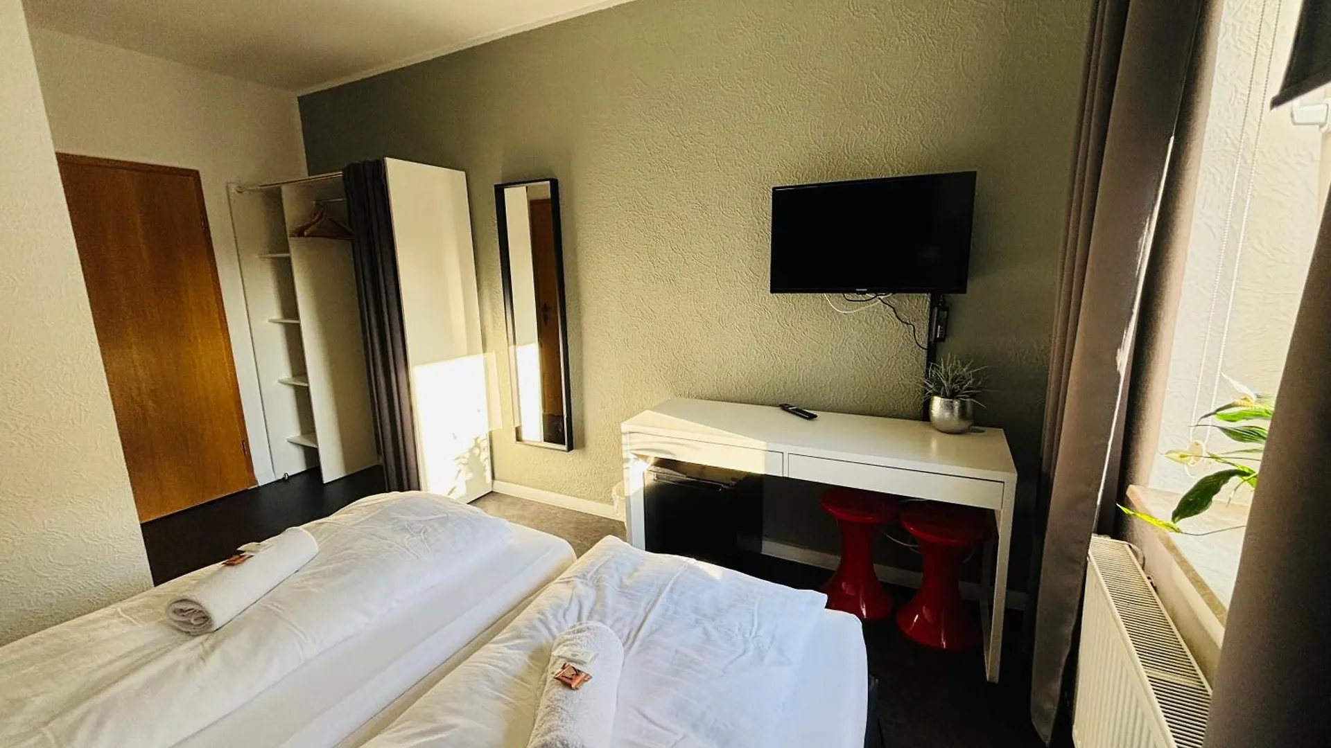 Hotel Bff Airport Messe Schlaf - Duesseldorf 2*, دوسلدورف