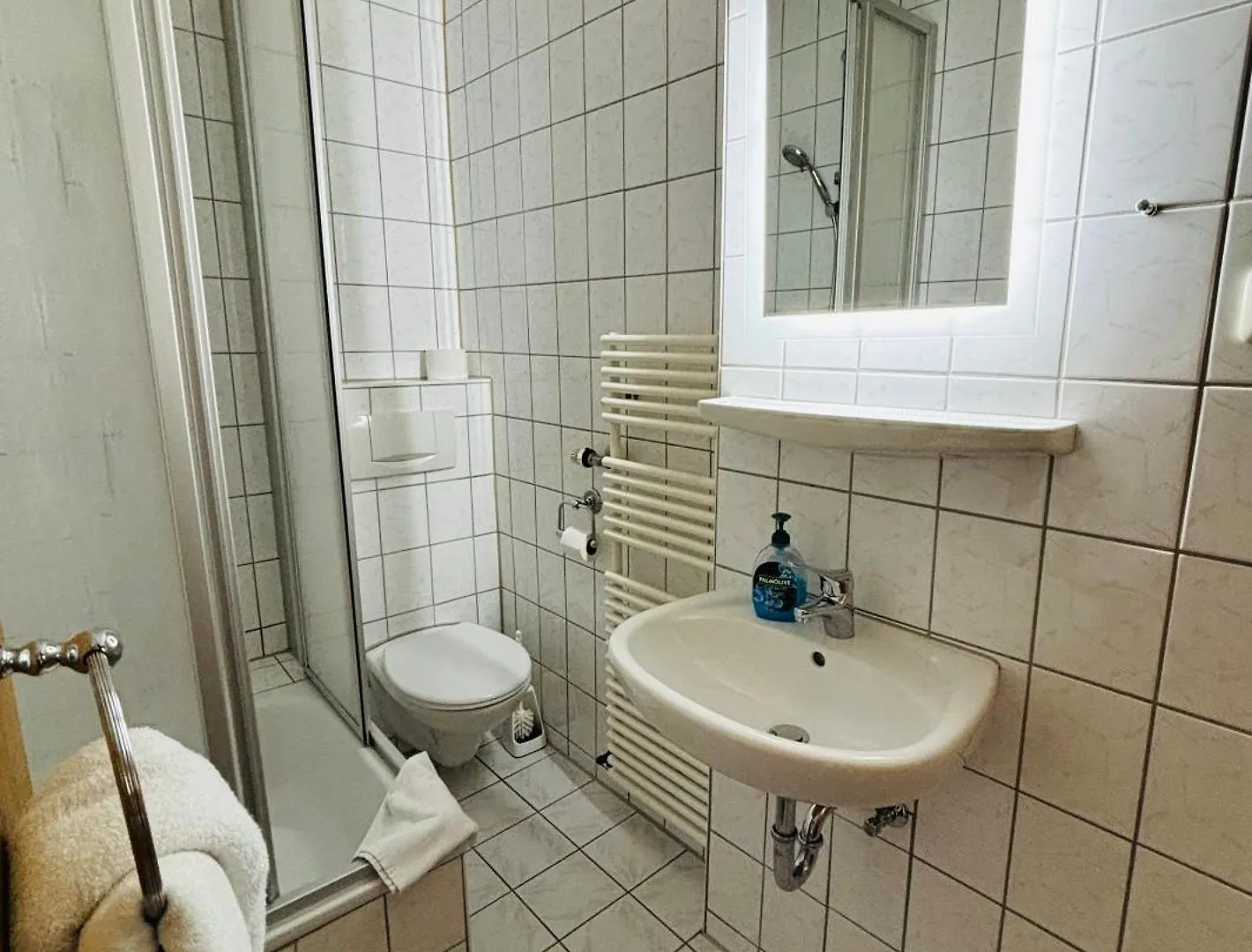 Hotel Bff Airport Messe Schlaf - Duesseldorf 2*, دوسلدورف ألمانيا