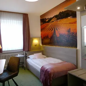Wurms *** Düsseldorf